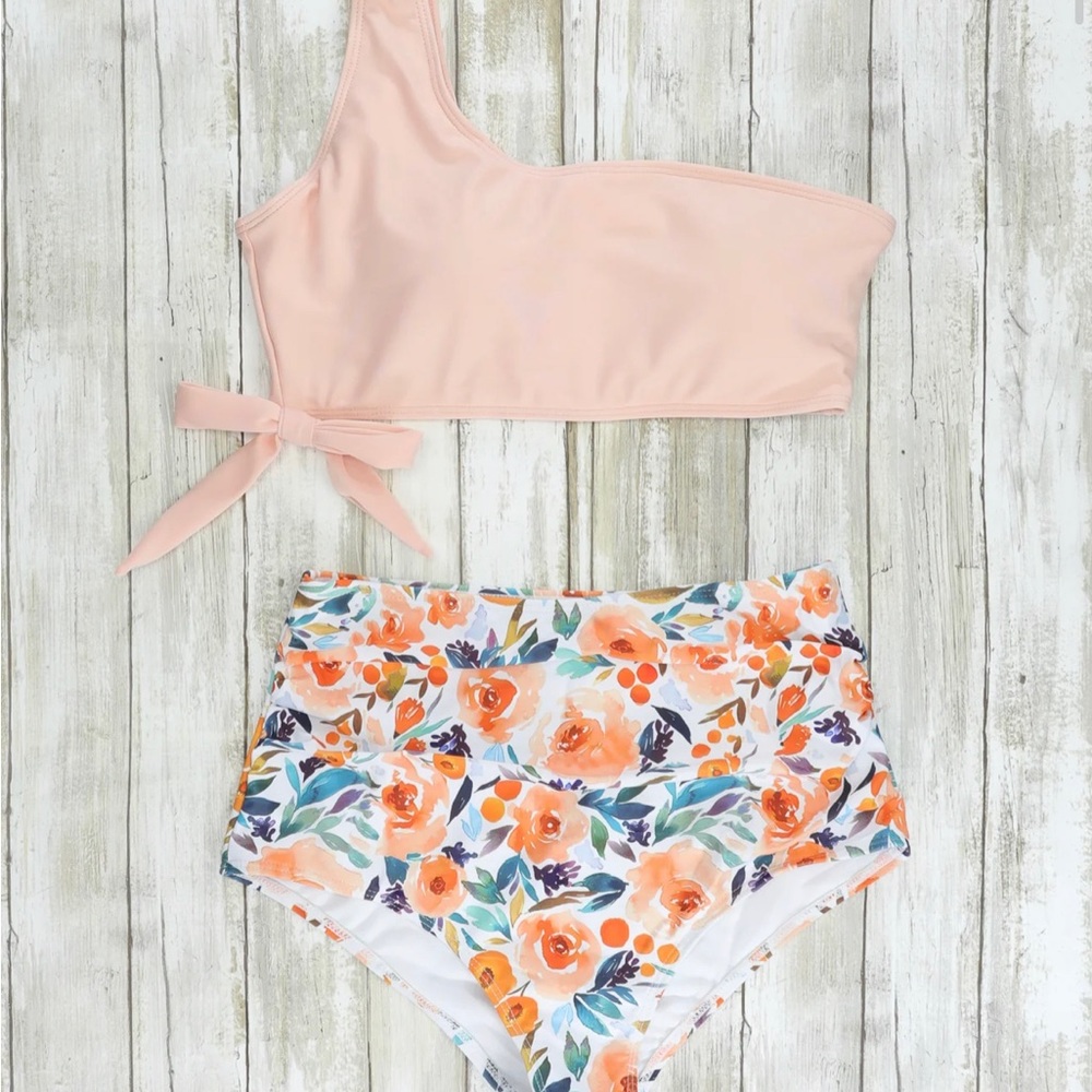 SOLD NWT Girls large 4 yrs old swimsuit 2 piece